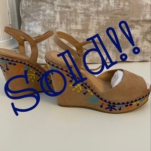 CHARLES ALBERT Anchor Wedges. NWOT